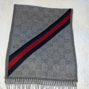 Authentic GG jacquard knitted scarf
